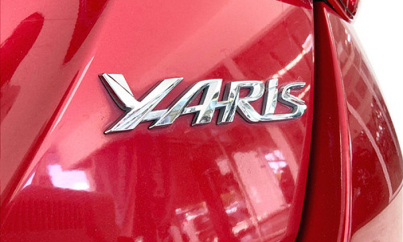 Toyota Yaris 2020...