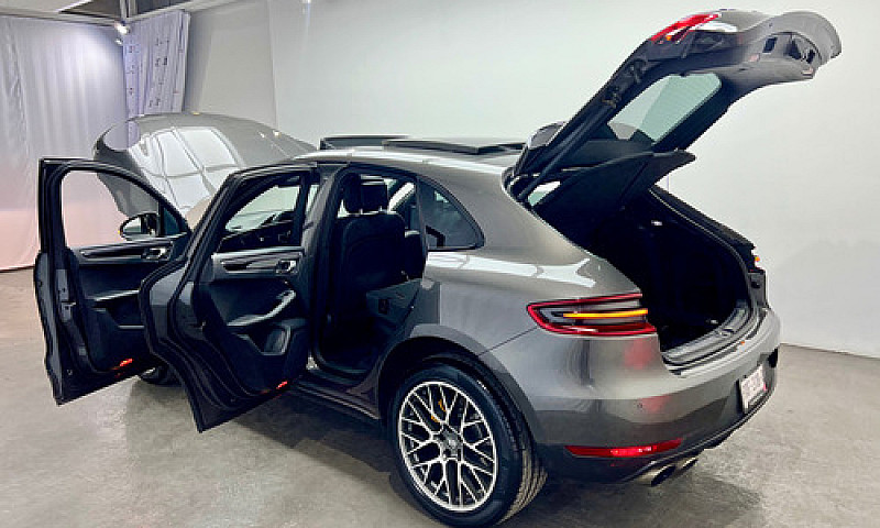 Porsche Macan S 2015...