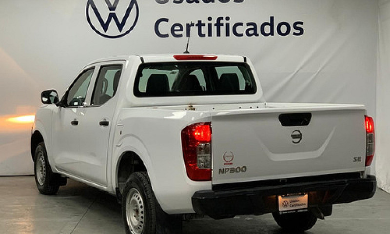 Nissan Np300 2020...