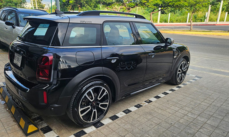 Mini Countryman 2022...