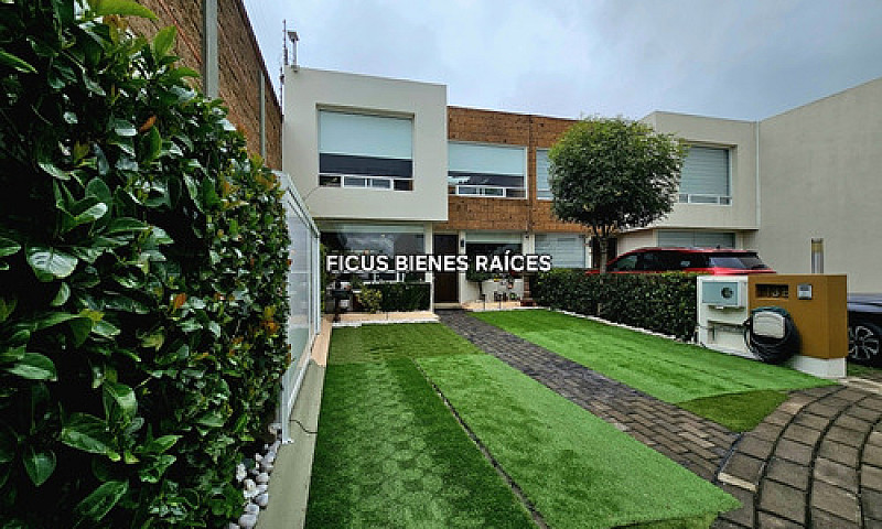 Casa En Venta En Cal...