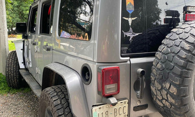 Jeep Wrangler 3.6 Un...