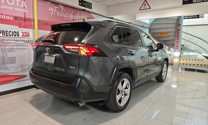 Toyota Rav4 2021...