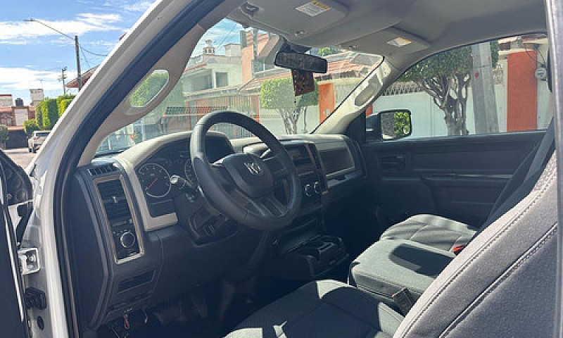 Dodge Ram 1500 3.6 S...