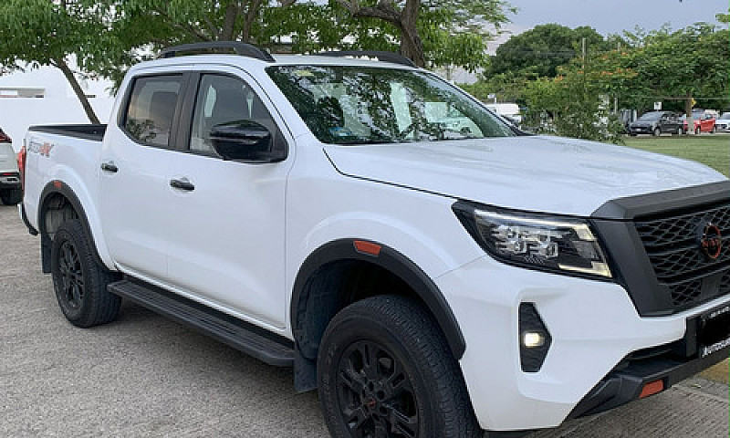 Nissan Frontier 2.5 ...