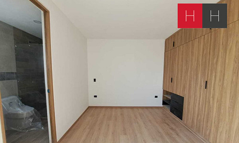 Casa En Venta En Lom...