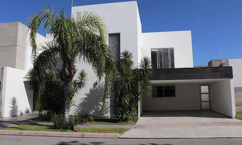 Casa En Venta Las Vi...