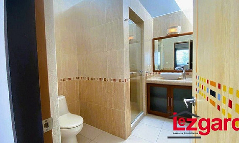 Se Vende Casa En Lom...