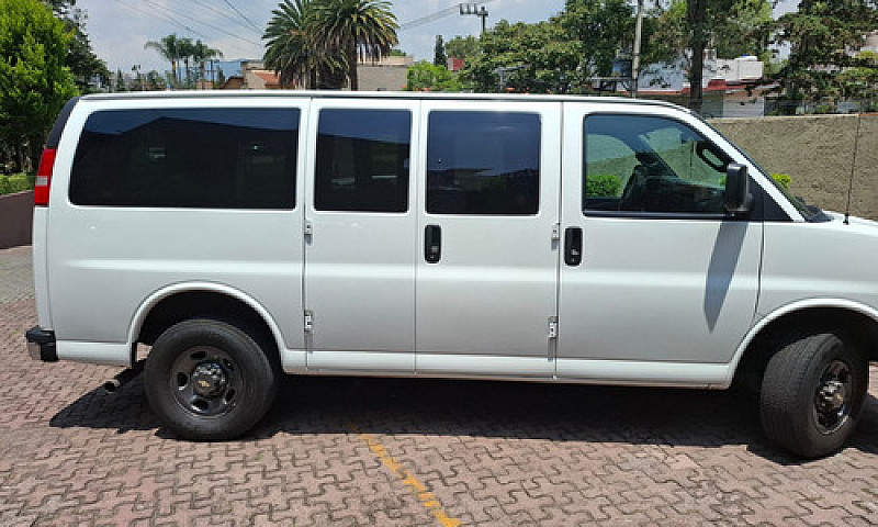 Chevrolet Express 6....