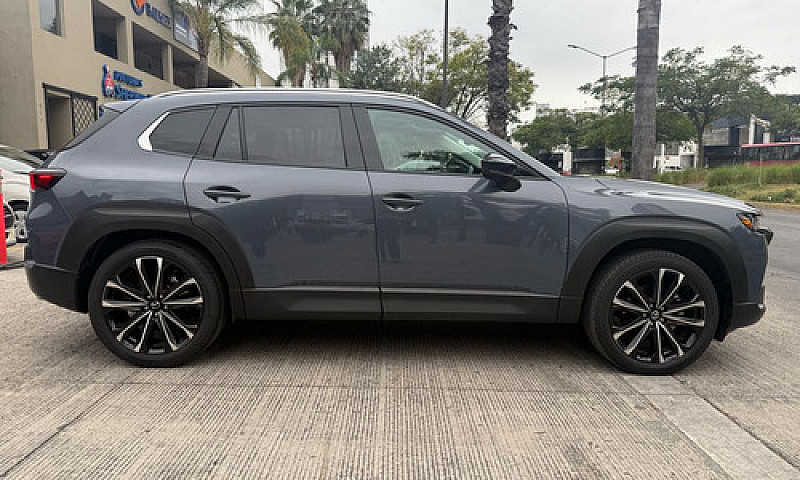 Mazda Cx50 2024...