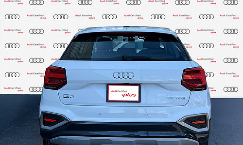 Audi Q2 Select Demo ...