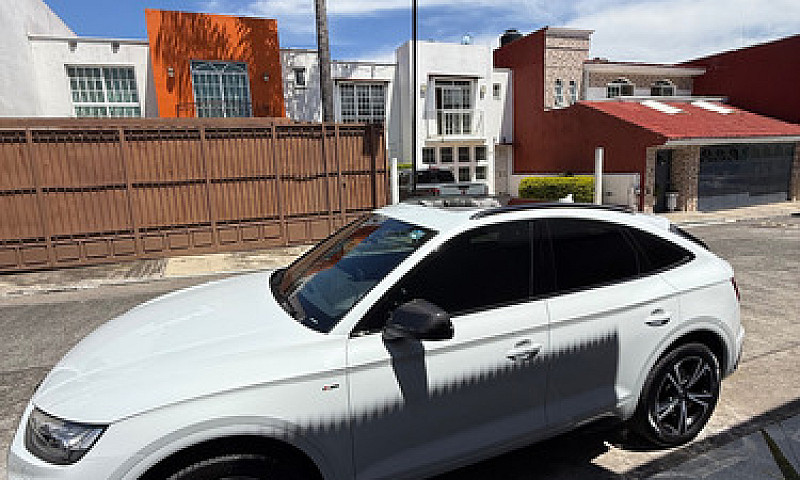 Audi Q5 Sportback 2....