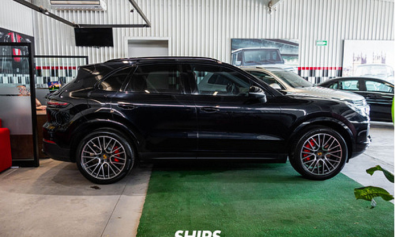 Porsche Cayenne 2019...