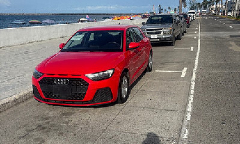 Audi A1 1. 0 Sportba...