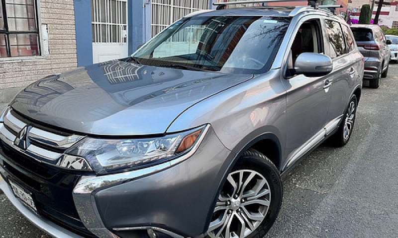 Mitsubishi Outlander...