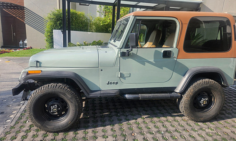 Jeep Wrangler Se Tec...
