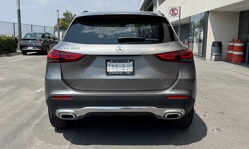 Mercedes-Benz Clase ...