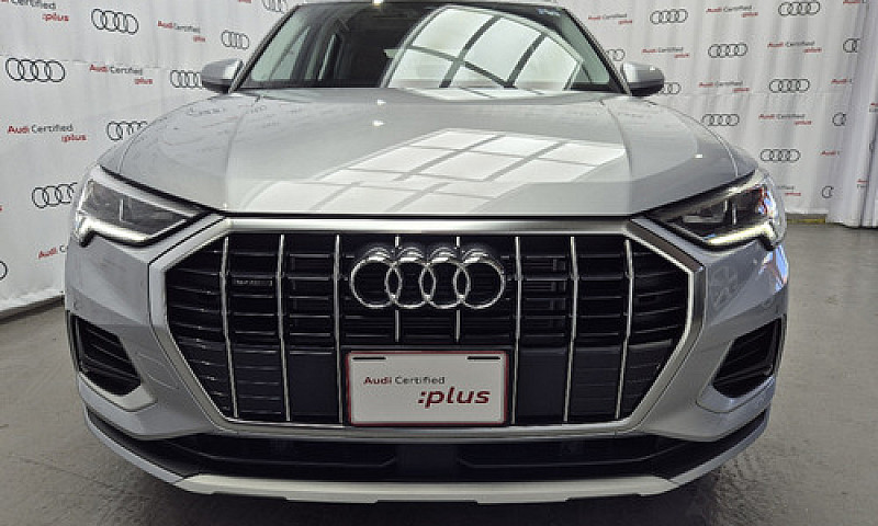 Audi  Q3  2024...