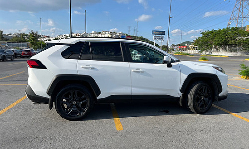 Toyota Rav4 2.5 Adve...