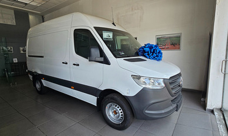 Mercedes-Benz Sprint...