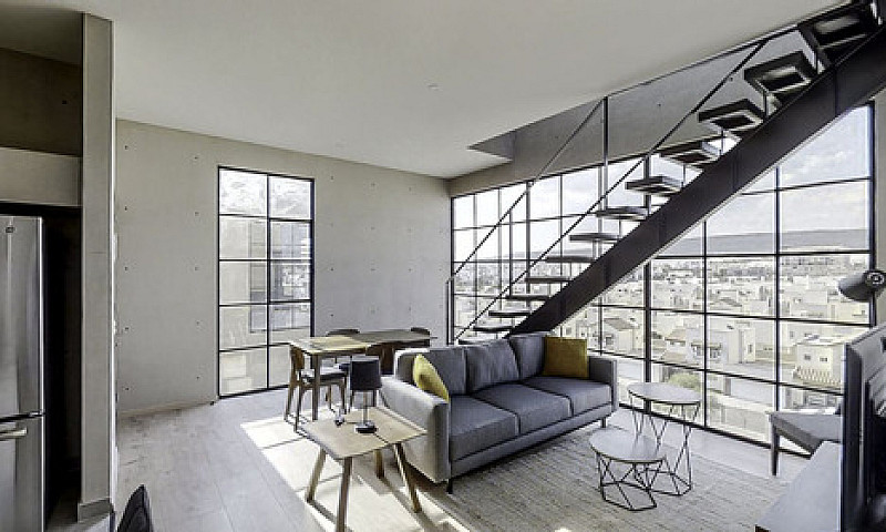 Pent House Con Roof ...
