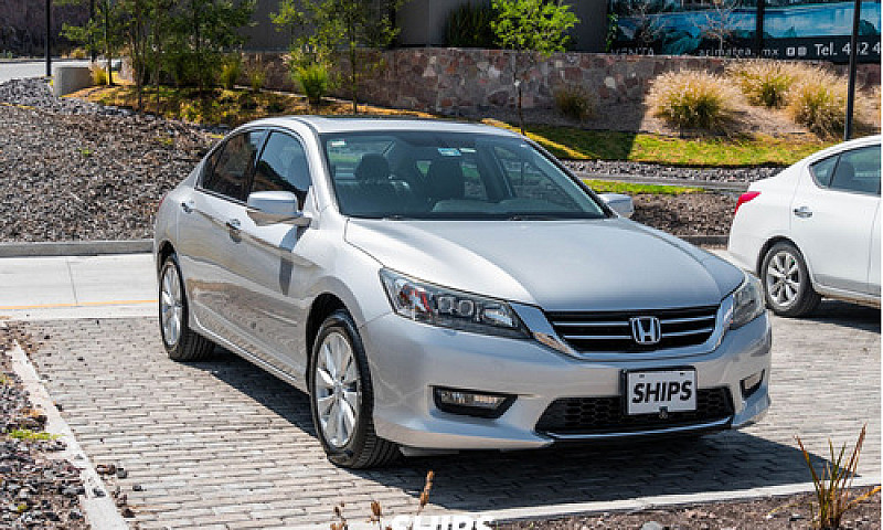 Honda Accord 2015...