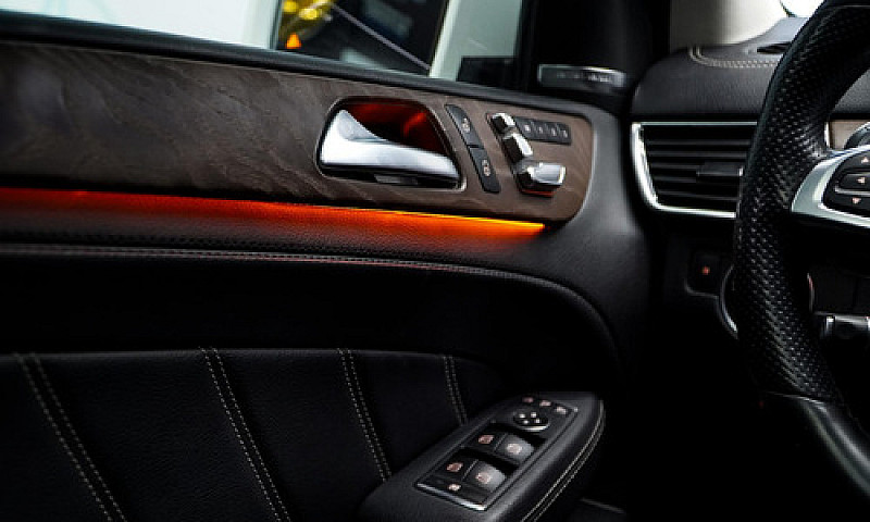 Mercedes Benz Gle 63...