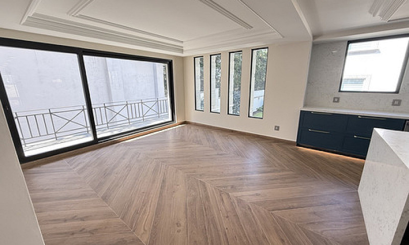 Casa En Venta A Estr...