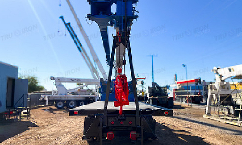 Grua Titan 2011 Ford...