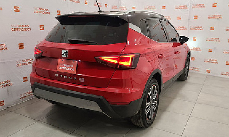 Seat Arona 2021...