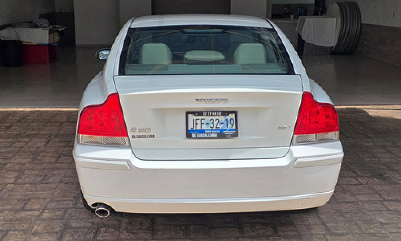 Volvo S60 2.5 T...