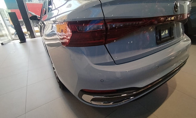Volkswagen Jetta 1.4...