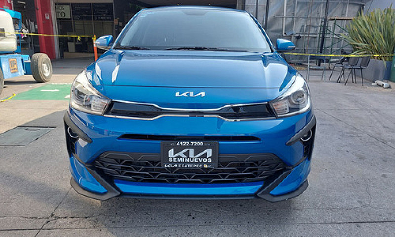 Kia Rio 2023...