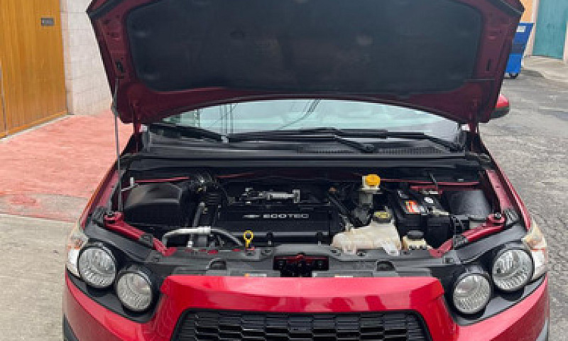 Chevrolet Sonic 1.6 ...