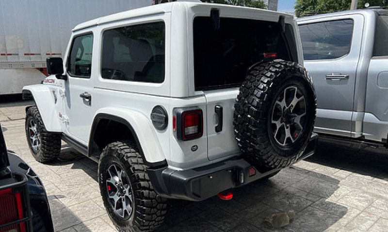 Jeep Wrangler Unlimi...