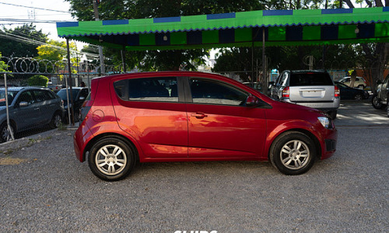 Chevrolet Sonic 2016...