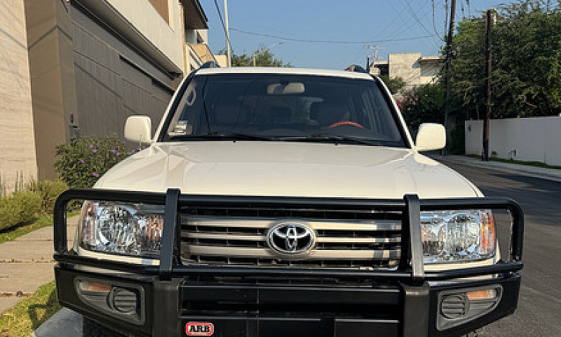 Toyota Land Cruiser ...