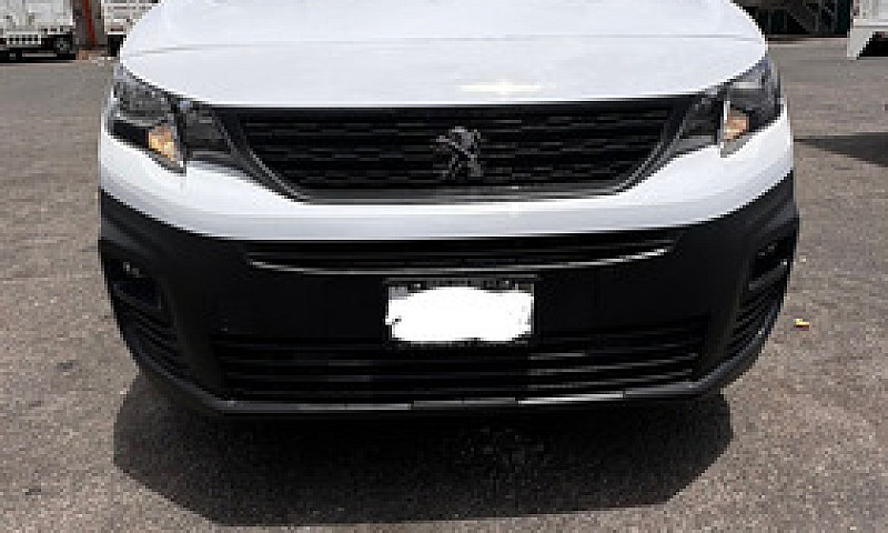 Peugeot Partner 1.2L...