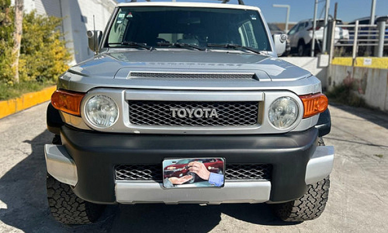 Toyota Fj Cruiser 20...