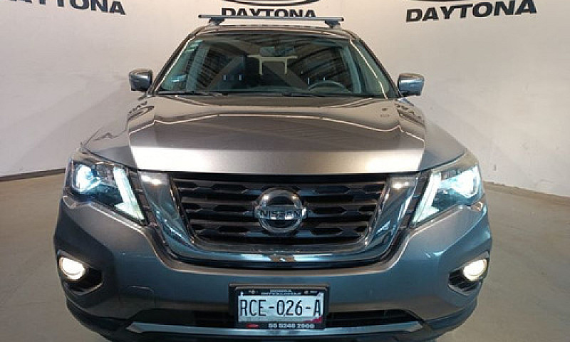 Nissan Pathfinder 20...