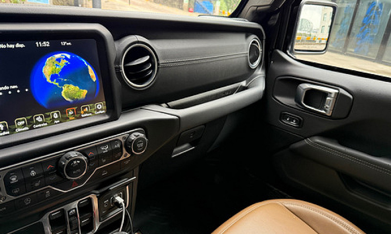 Jeep Wrangler 3.6 Un...