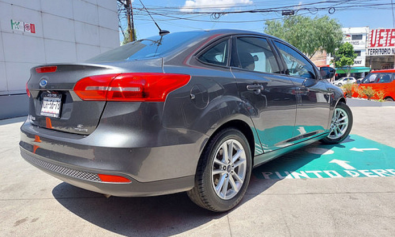 Ford Focus 2016 2.0 ...