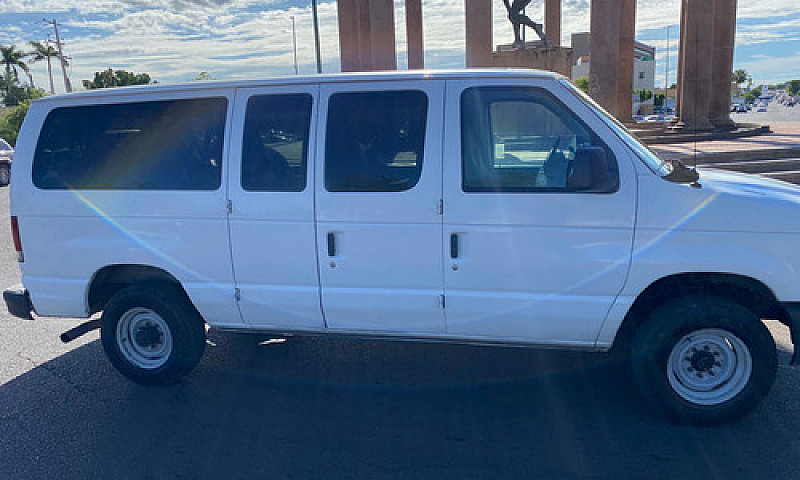 Van Ford E-350 Súper...