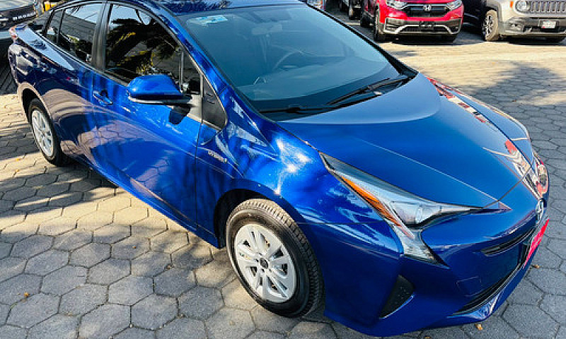 Toyota Prius 2018...