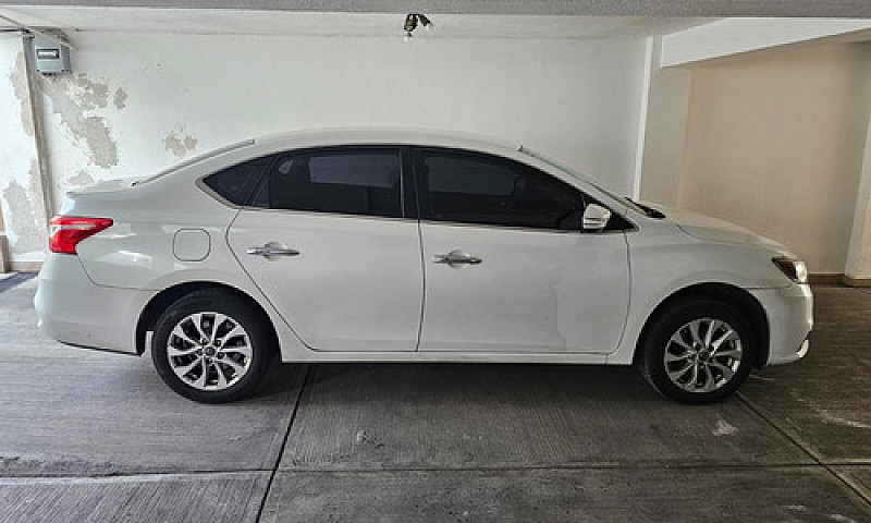 Nissan Sentra 1.8 Ad...