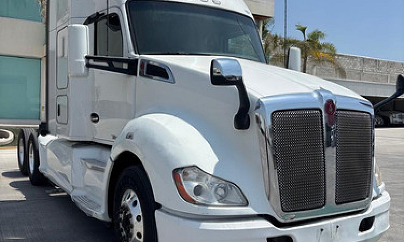 Kenworth T680 Modelo...