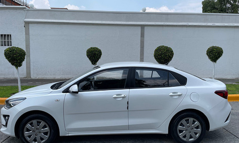 Kia Rio 1.6 Ex Sedan...