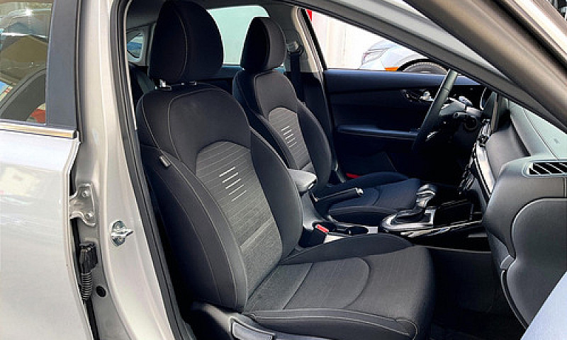Kia Forte 2020...