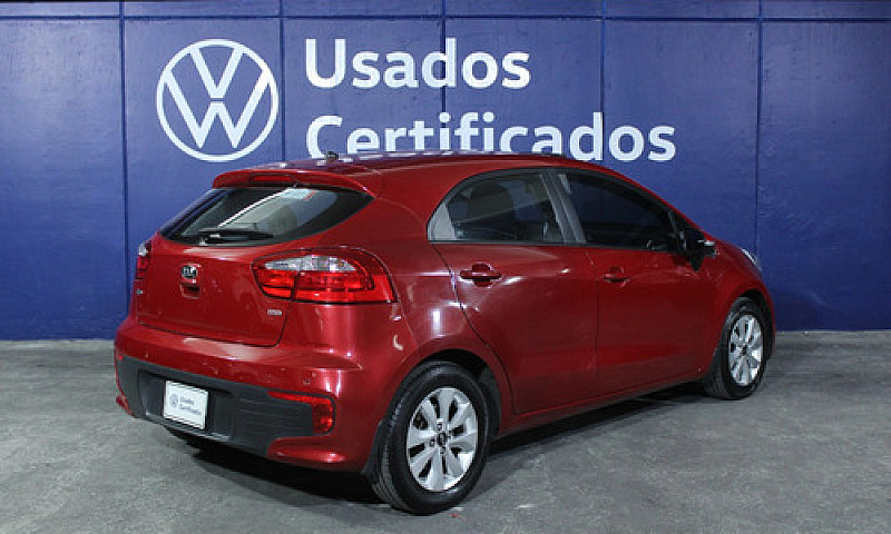 Kia Rio Ex T/M Hatch...