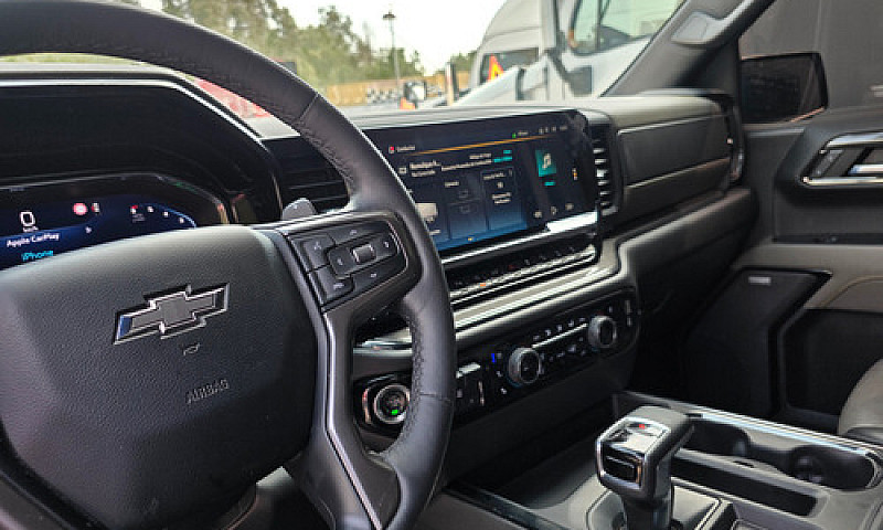 Chevrolet Cheyenne 6...